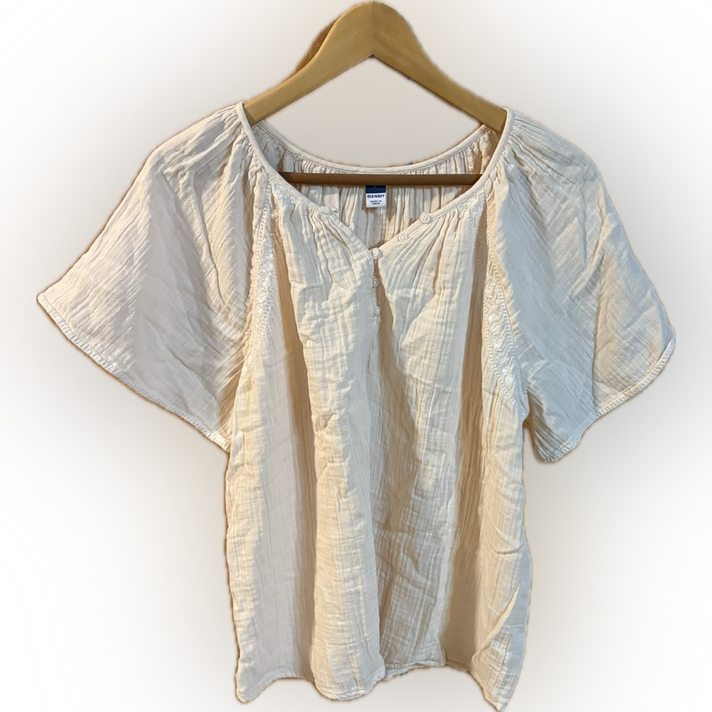 Old Navy Women's Light Cream Blouse (can create bundle)